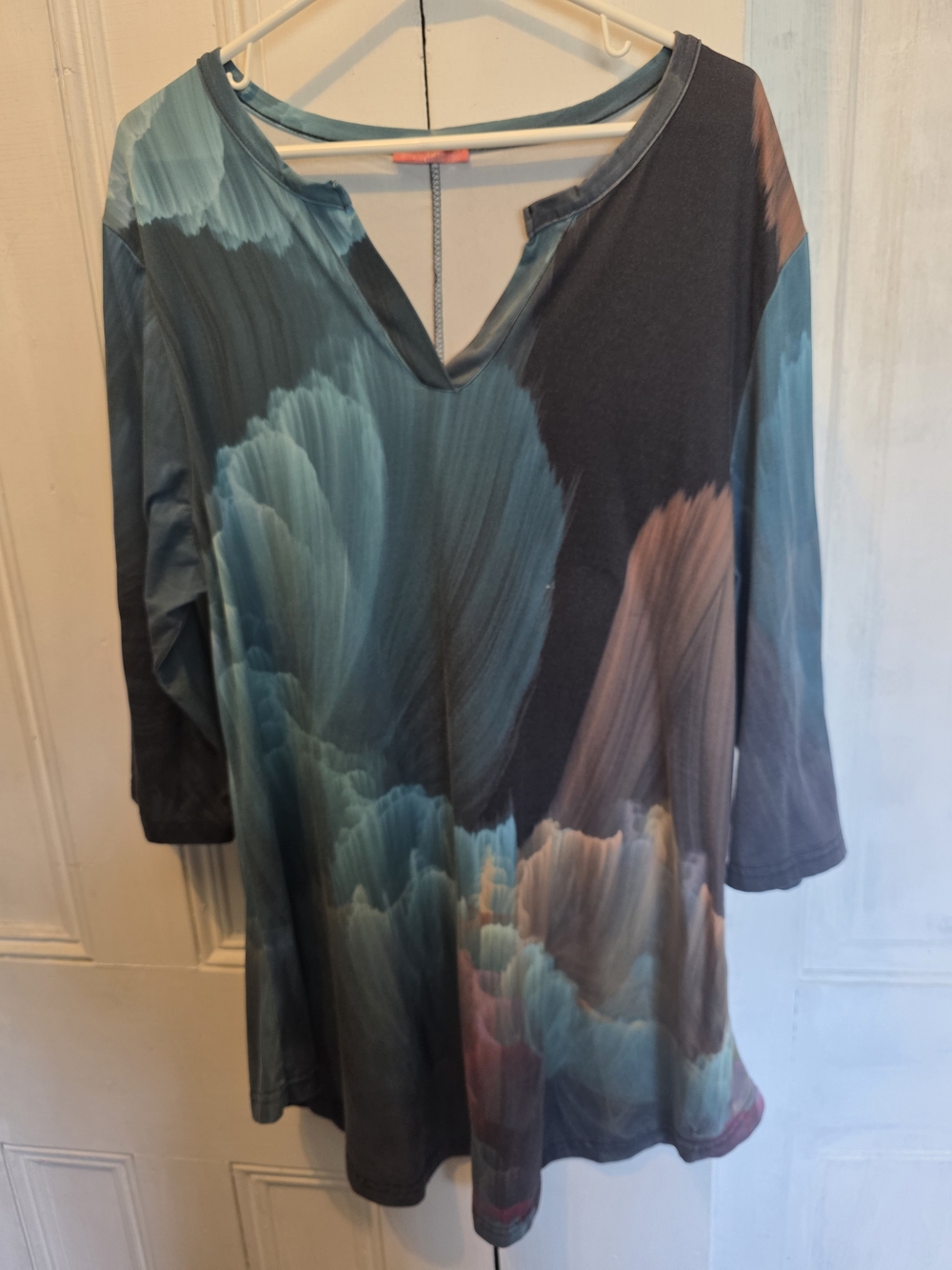 Women's Teal Multi-Color V-Neck Tunic Top